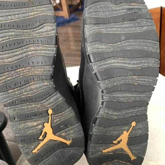 Air Jordan Retro 10 Size 9 - NYC Box Included - Picture 7 of 15